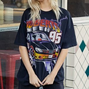 Brandy Melville John Galt Rita Roberts '95 T-Shirt